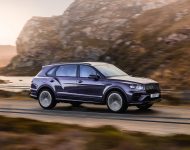 2023 Bentley Bentayga Extended Wheelbase - Front Three-Quarter Wallpaper 190x150