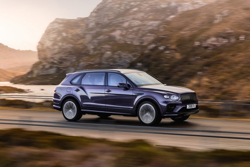 2023 Bentley Bentayga Extended Wheelbase - Front Three-Quarter Wallpaper 850x567 #3