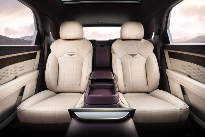 2023 Bentley Bentayga Extended Wheelbase - Interior, Rear Seats Wallpaper 850x567 #22