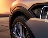 2023 Cadillac Lyriq - Charging Connector Wallpaper 190x150