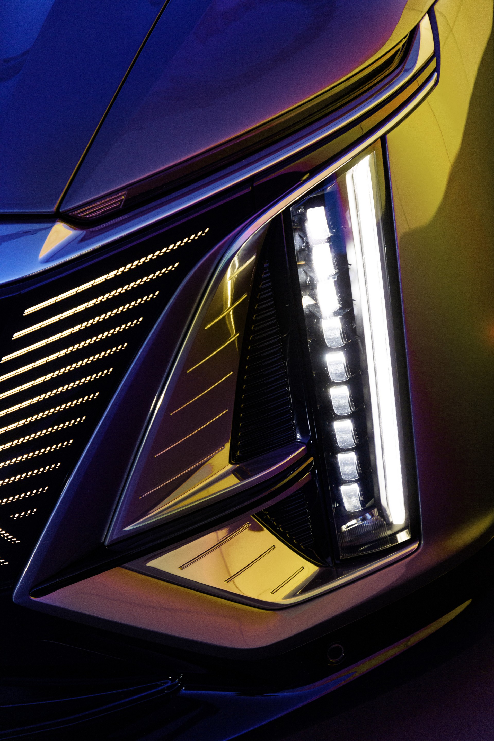 Download 2023 Cadillac Lyriq - Headlight HD Phone Wallpaper 1920x2880 #40