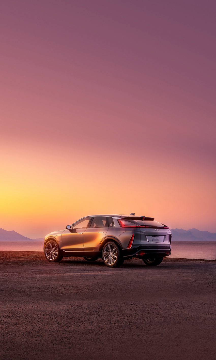 2023 Cadillac Lyriq - Rear Three-Quarter Phone Wallpaper 850x1417 #32