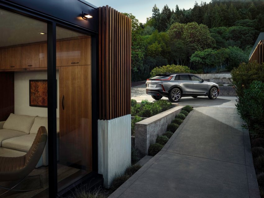 2023 Cadillac Lyriq - Rear Three-Quarter Wallpaper 850x638 #4