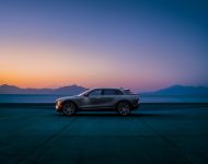 2023 Cadillac Lyriq - Side Wallpaper 190x150