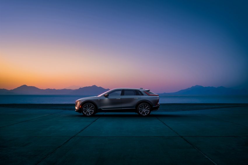 2023 Cadillac Lyriq - Side Wallpaper 850x567 #33