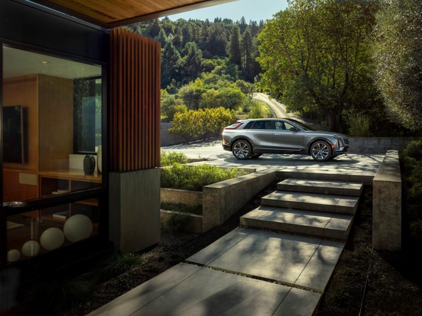 2023 Cadillac Lyriq - Side Wallpaper 850x638 #8