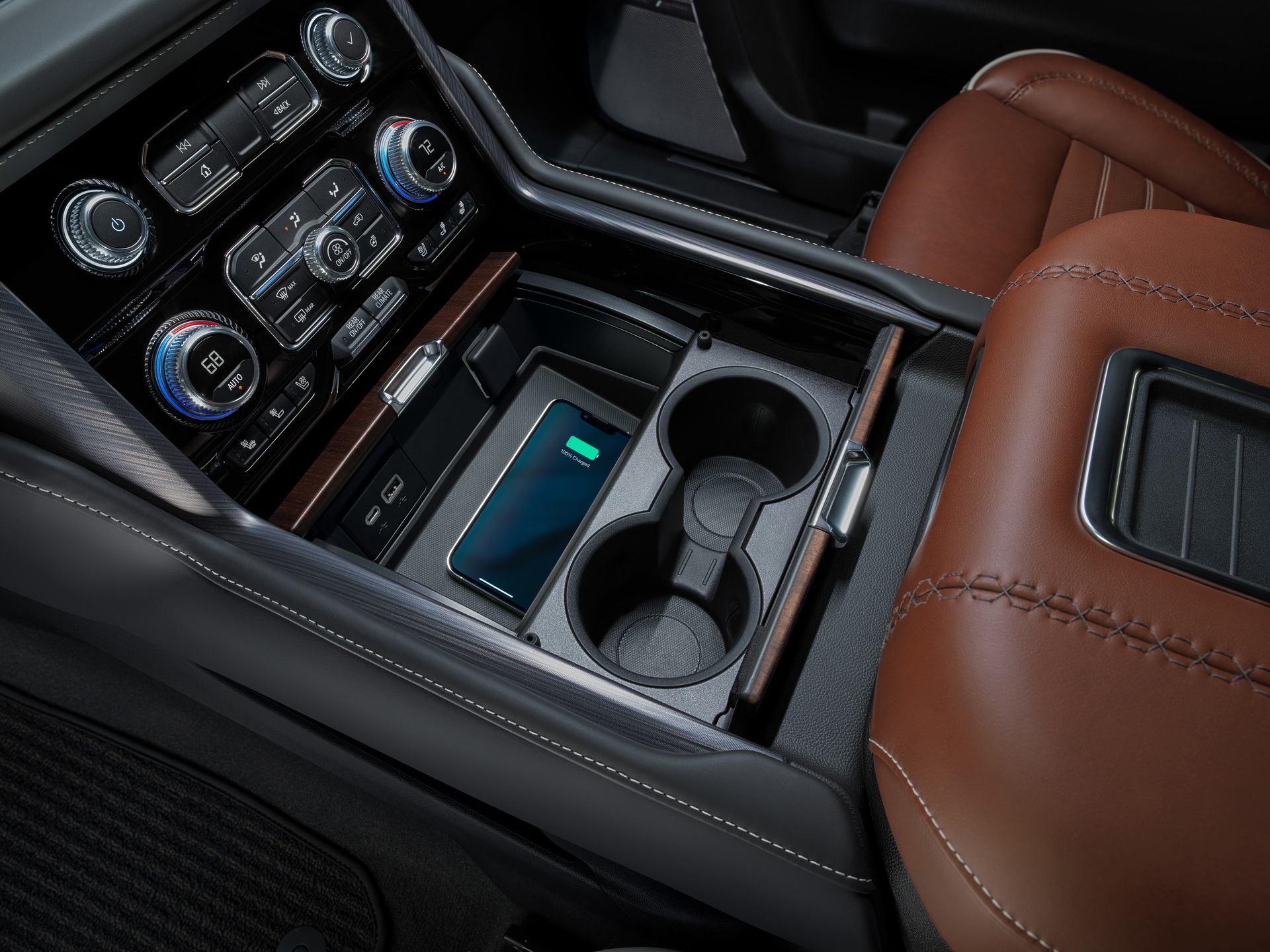 Download 2023 GMC Yukon Denali Ultimate - Interior, Detail HD Wallpaper 1920x1440 #8