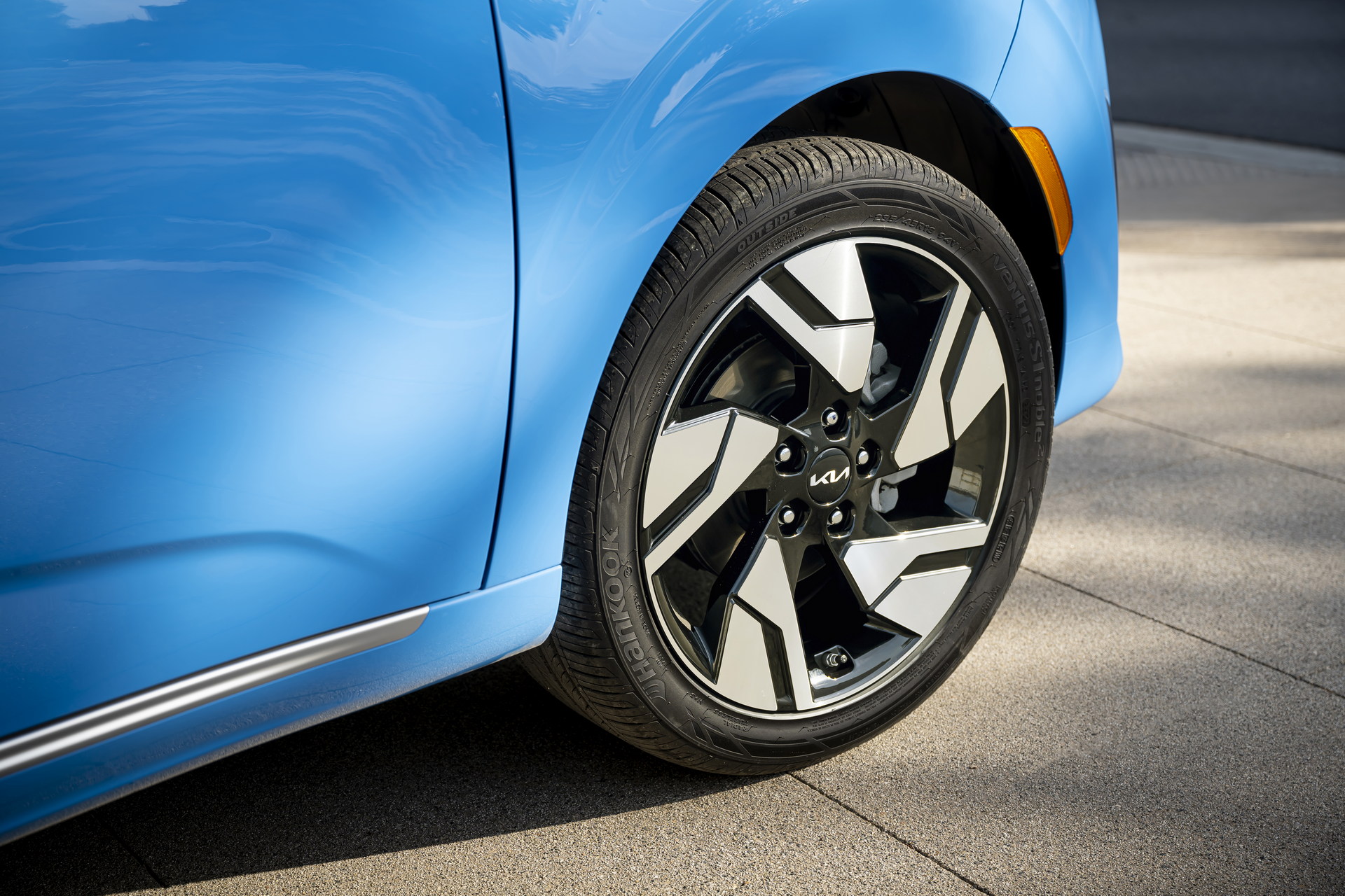 Download 2023 Kia Soul GT-Line - Wheel HD Wallpaper 1920x1280 #12