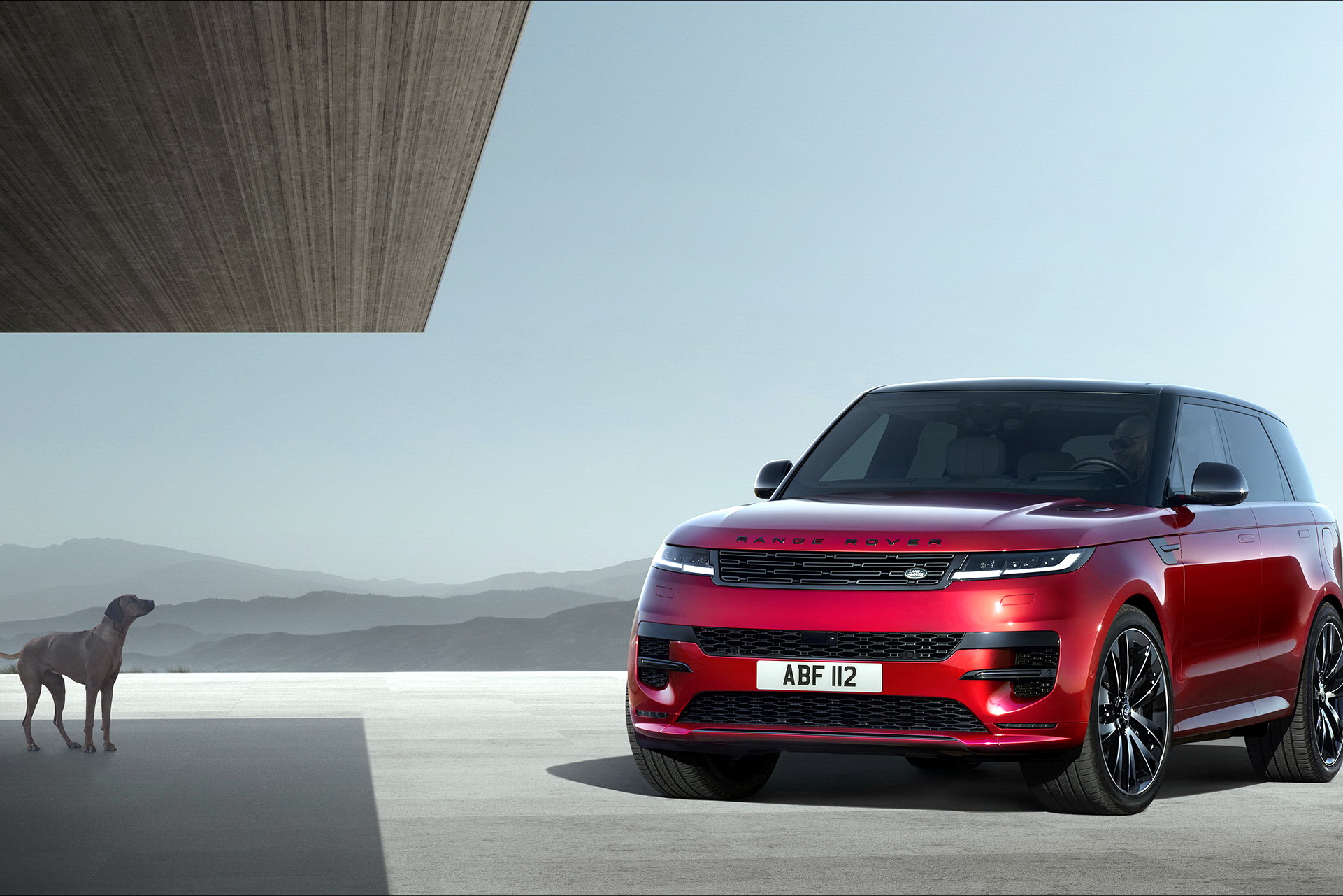 Download 2023 Land Rover Range Rover Sport - Front Three-Quarter HD Wallpaper 1921x1281 #16