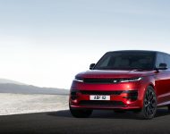 2023 Land Rover Range Rover Sport - Front Three-Quarter Wallpaper 190x150