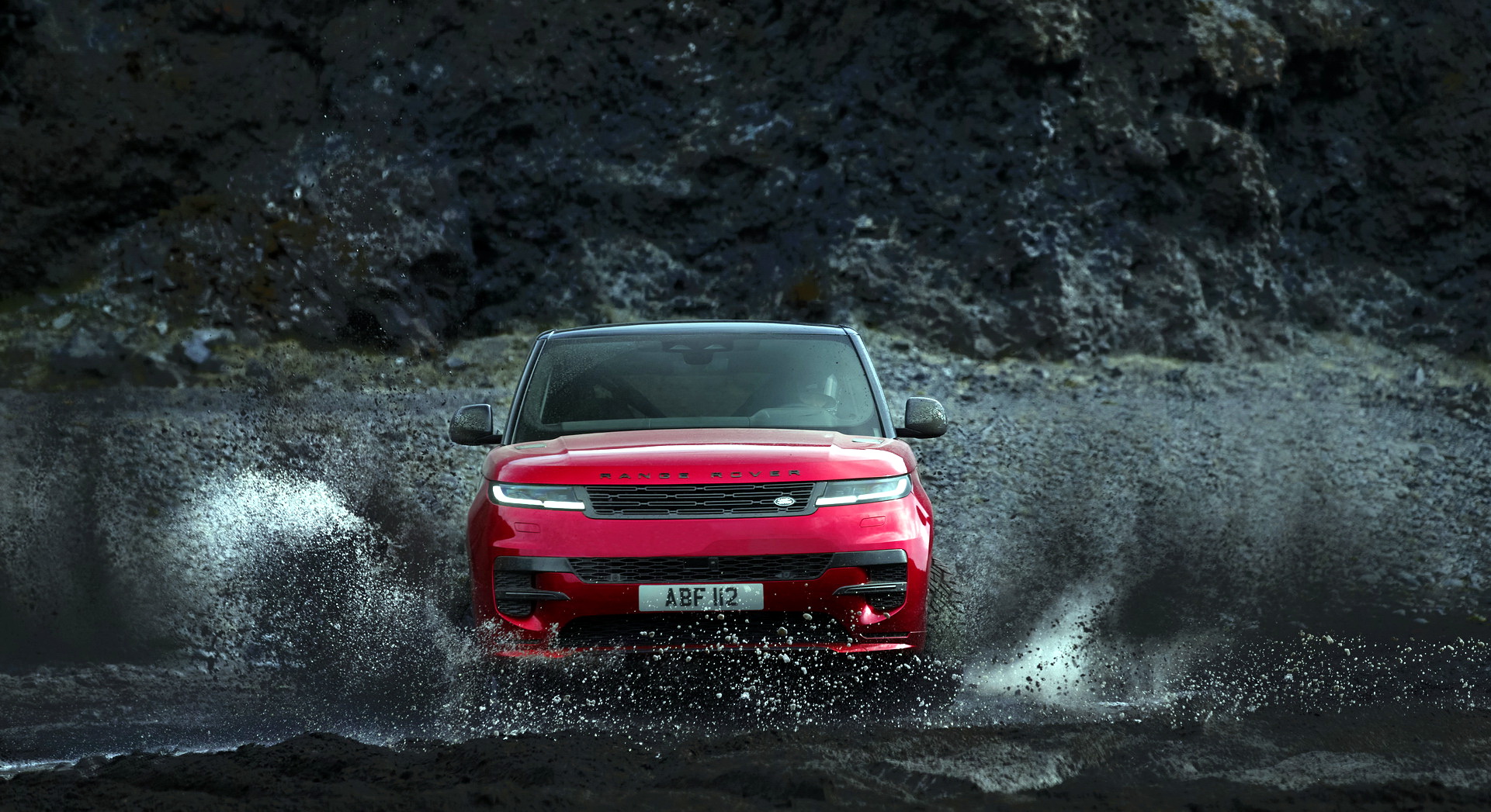 Download 2023 Land Rover Range Rover Sport - Off-Road HD Wallpaper 1921x1047 #41