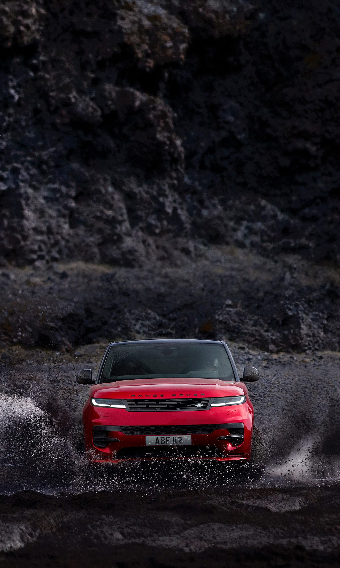 Download 2023 Land Rover Range Rover Sport - Off-Road HD Phone Wallpaper 1440x2400 #43