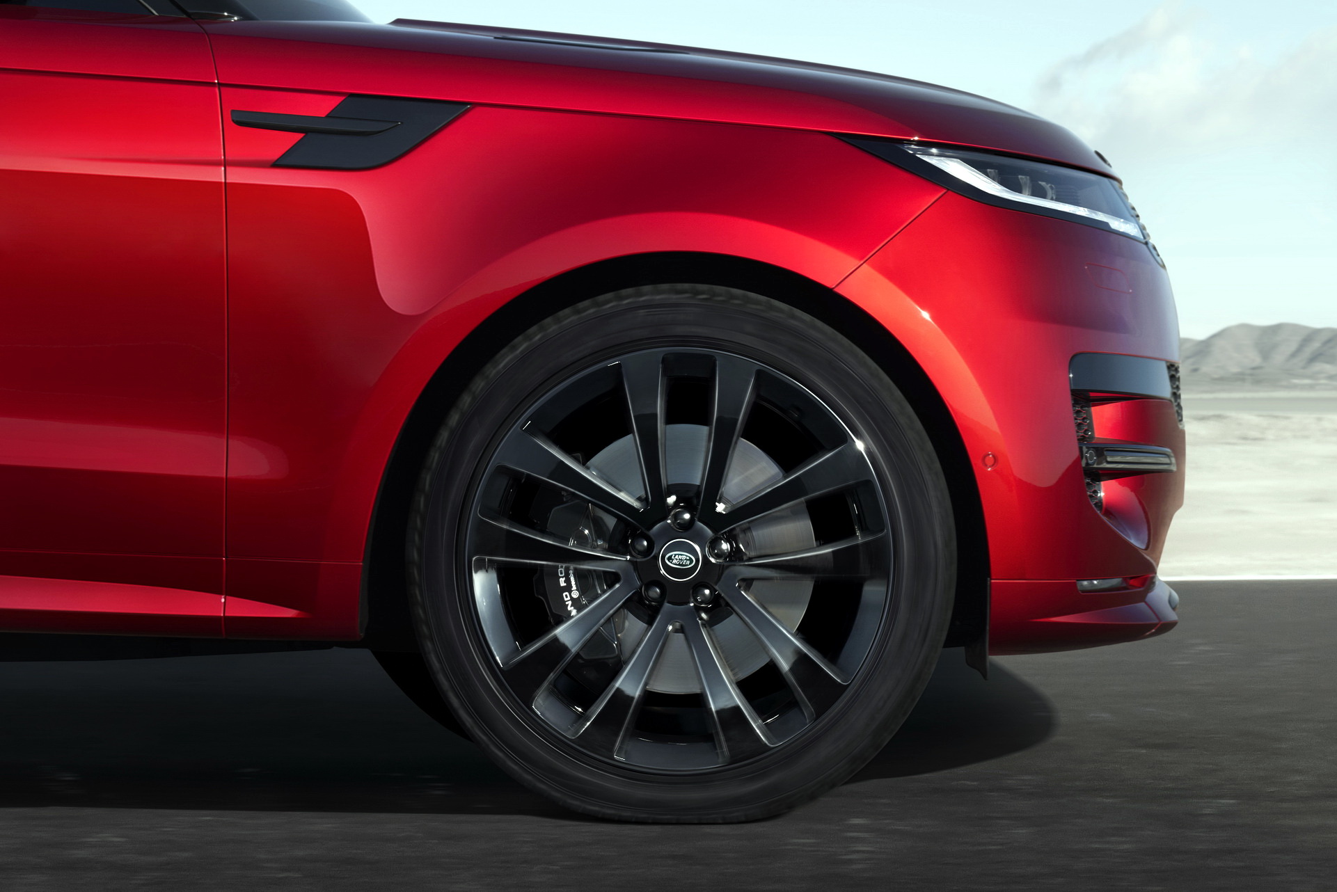 Download 2023 Land Rover Range Rover Sport - Wheel HD Wallpaper 1921x1282 #35