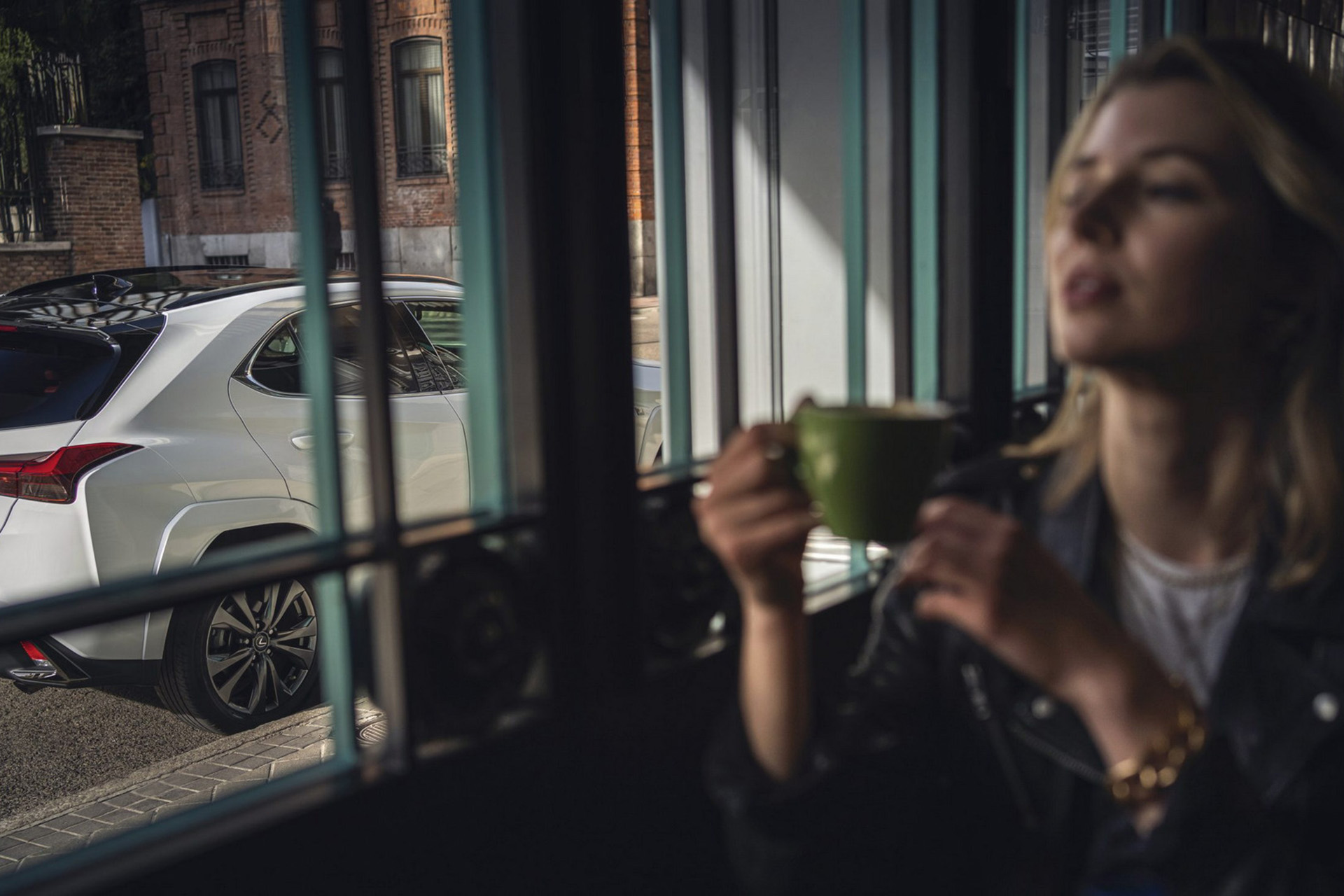 Download 2023 Lexus UX 250h F Sport - US version - Detail HD Wallpaper 1920x1280 #14