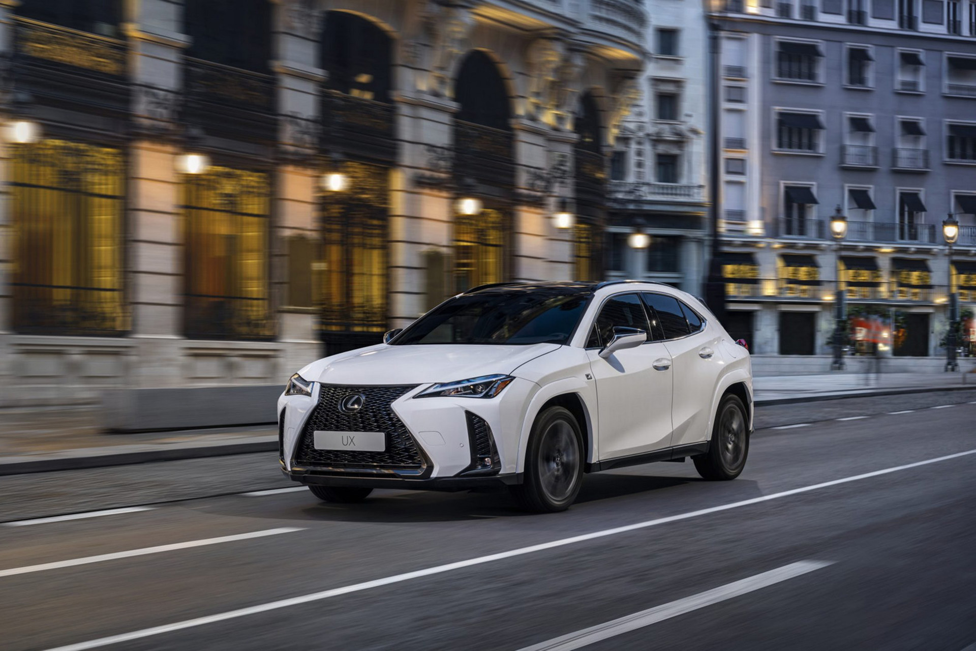 Download 2023 Lexus UX 250h F Sport - US version - Front Three-Quarter HD Wallpaper 1920x1280 #1