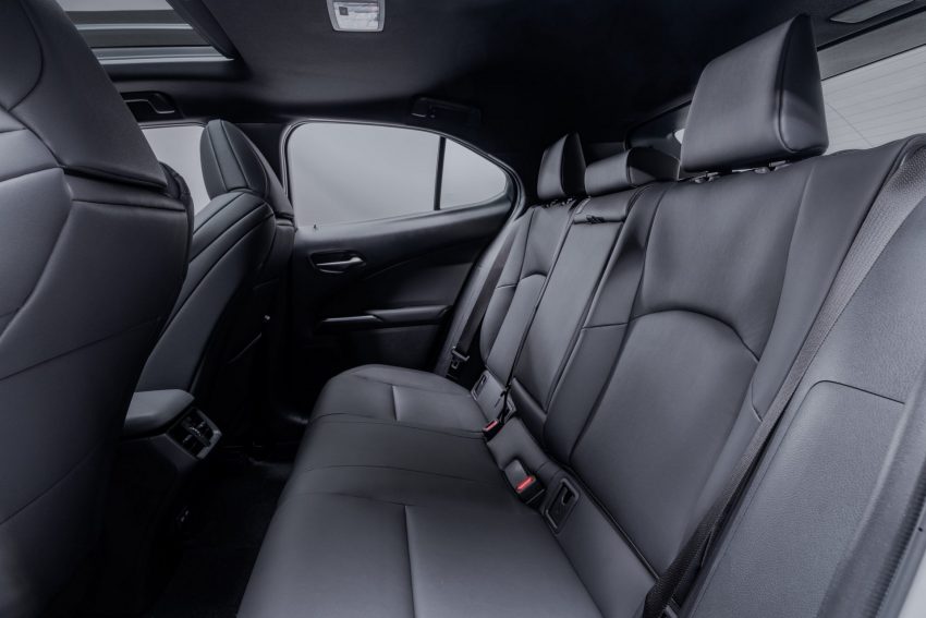 2023 Lexus UX 250h F Sport - US version - Interior, Rear Seats Wallpaper 850x567 #35
