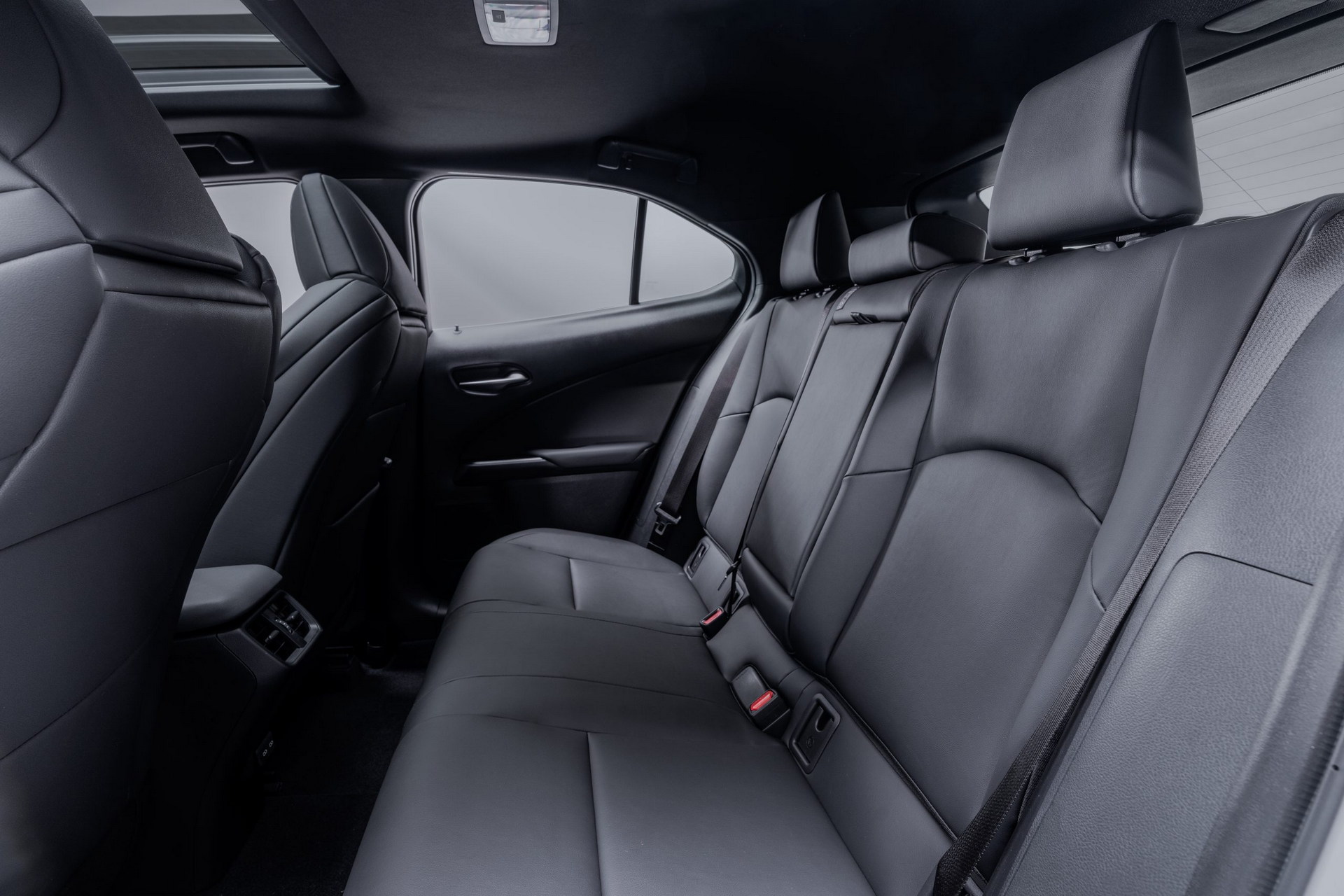 Download 2023 Lexus UX 250h F Sport - US version - Interior, Rear Seats HD Wallpaper 1920x1280 #35