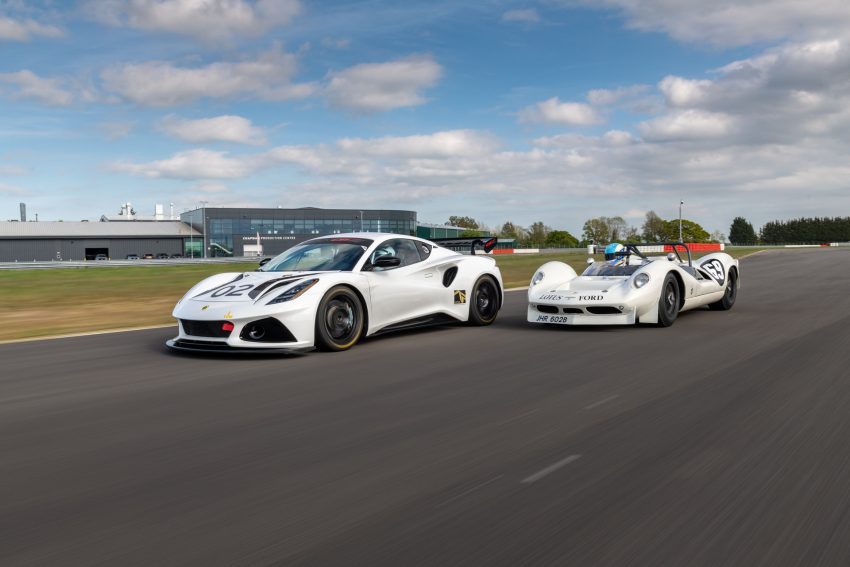 2023 Lotus Emira GT4 - Front Three-Quarter Wallpaper 850x567 #5