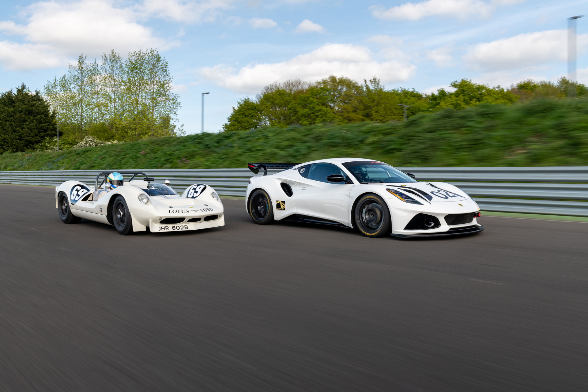 Download 2023 Lotus Emira GT4 - Front Three-Quarter HD Wallpaper 1920x1280 #6