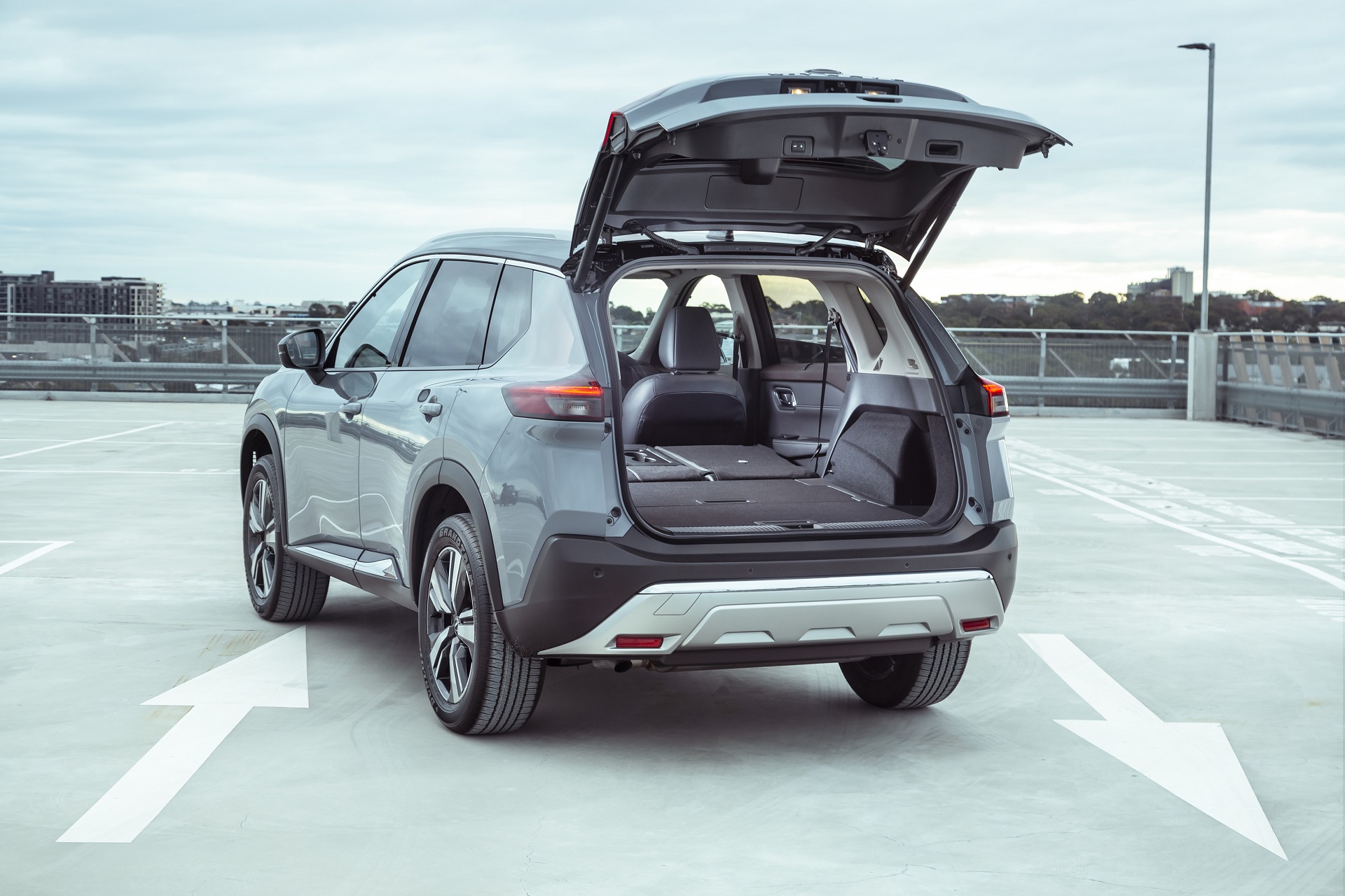 Download 2023 Nissan X-Trail - AU version - Rear Three-Quarter HD Wallpaper 1920x1280 #3