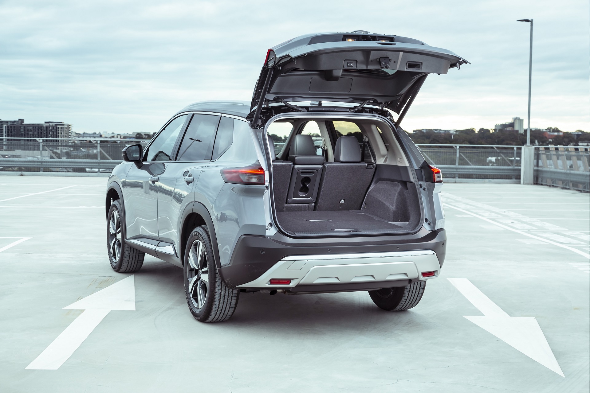 Download 2023 Nissan X-Trail - AU version - Rear Three-Quarter HD Wallpaper 1920x1280 #4