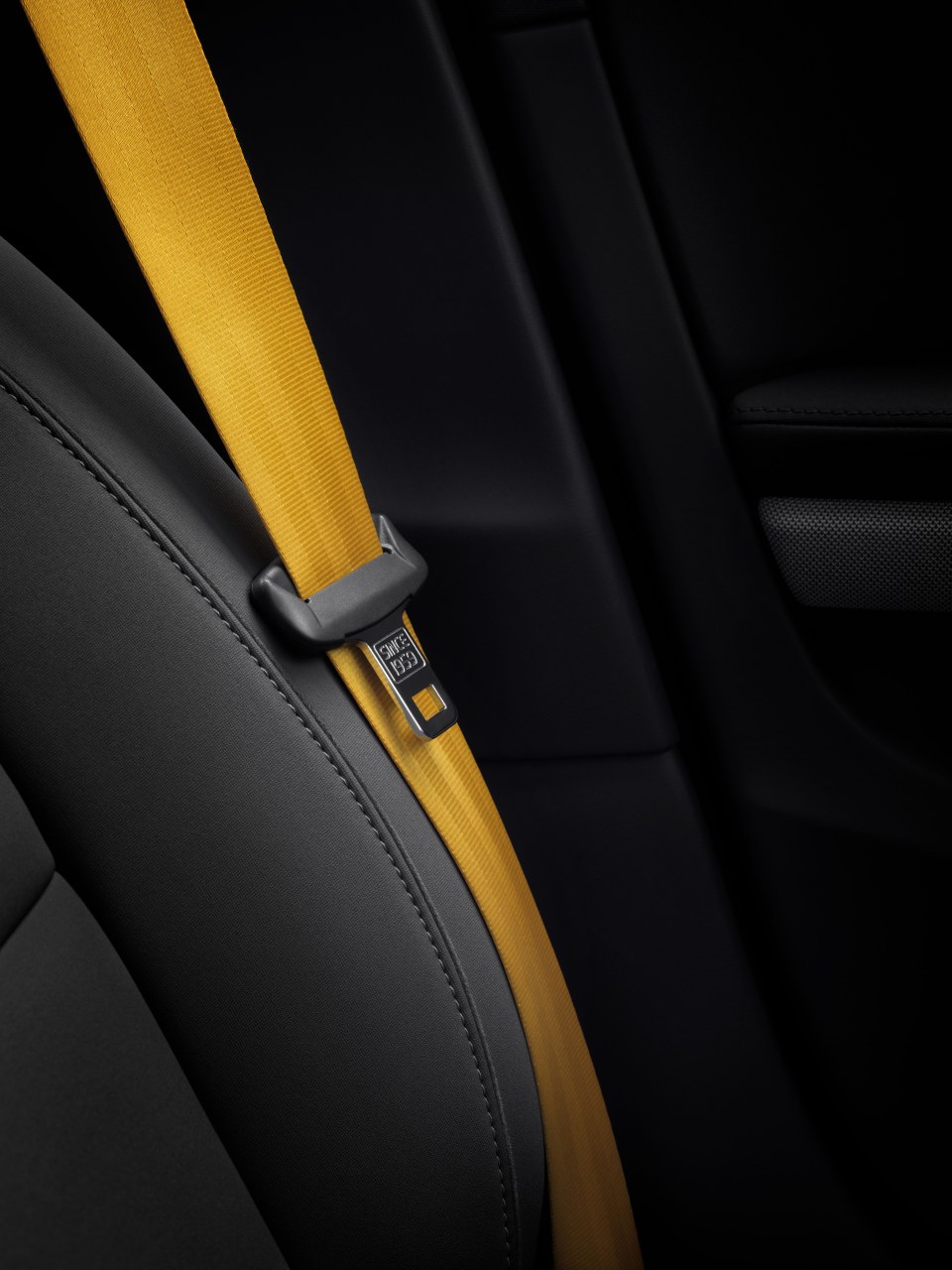 Download 2023 Polestar 2 - Interior, Detail HD Phone Wallpaper 960x1280 #58