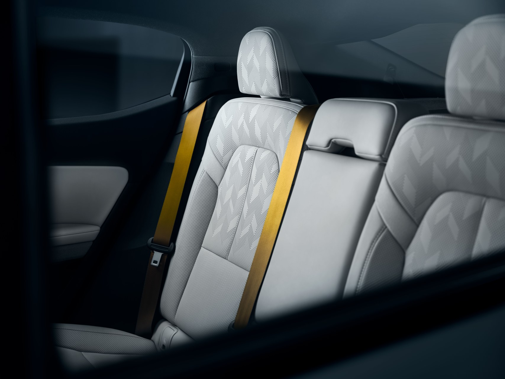 Download 2023 Polestar 2 - Interior, Rear Seats HD Wallpaper 1707x1280 #78