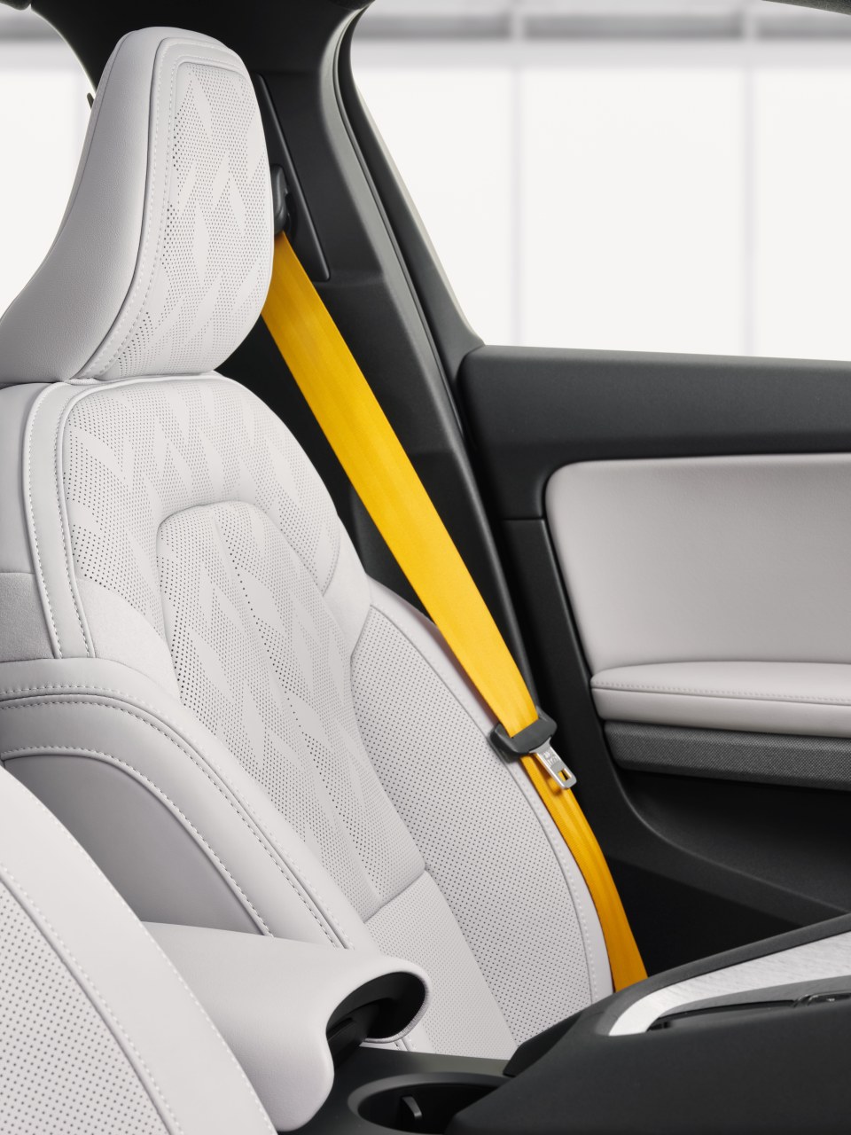 Download 2023 Polestar 2 - Interior, Seats HD Phone Wallpaper 960x1280 #62