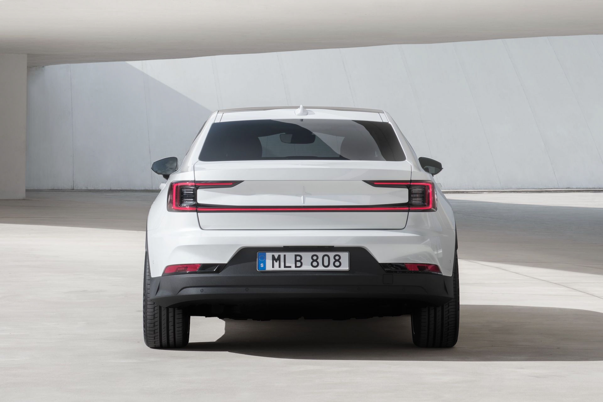 Download 2023 Polestar 2 - Rear HD Wallpaper 1920x1279 #32