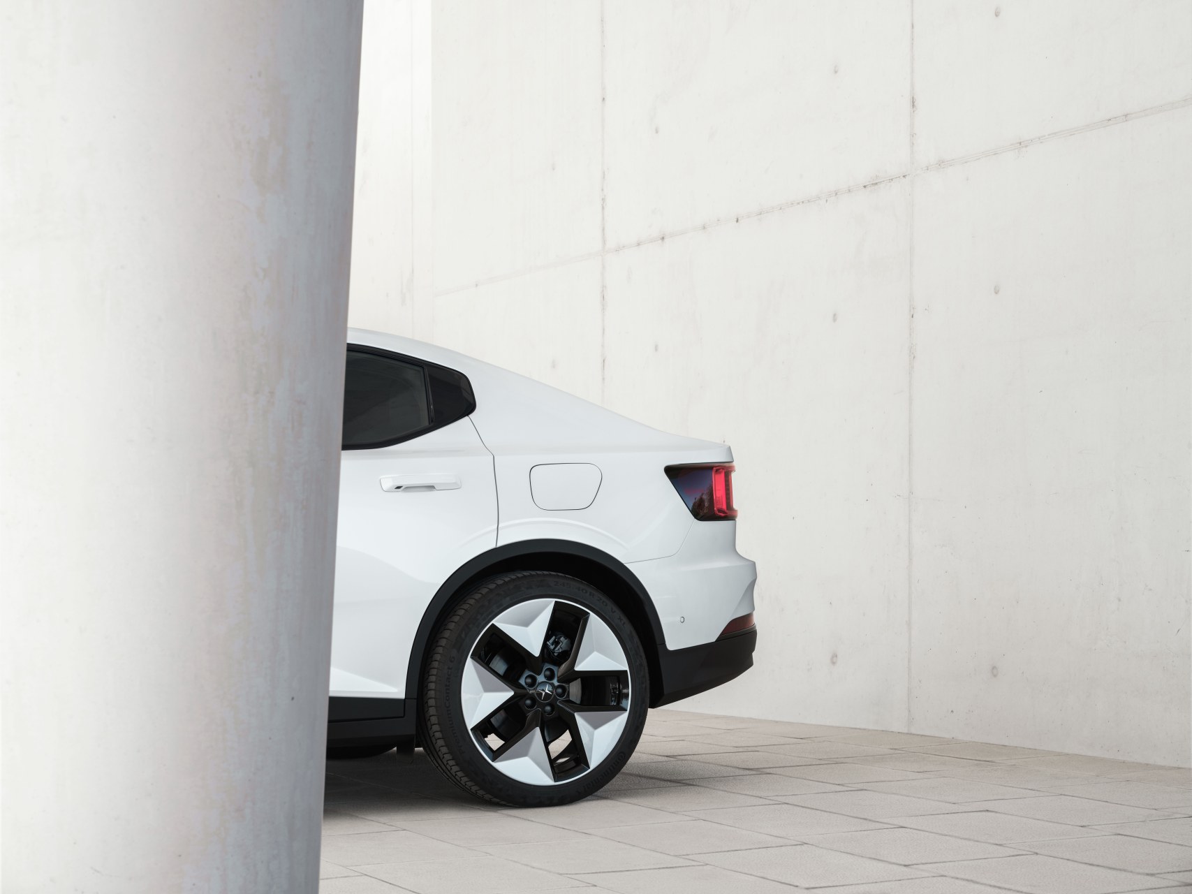 Download 2023 Polestar 2 - Wheel HD Wallpaper 1707x1280 #47