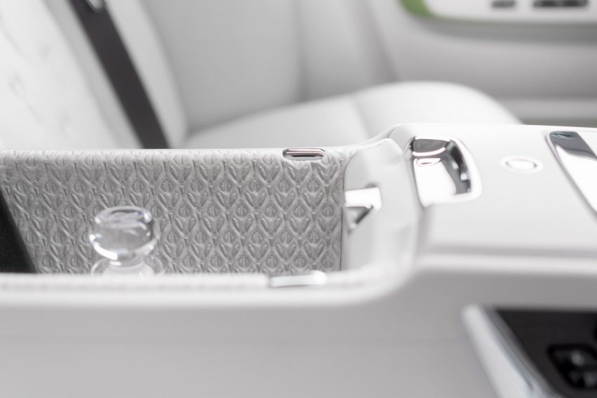 2023 Rolls-Royce Phantom Extended Series II Platino - Interior, Detail Wallpaper 850x567 #50