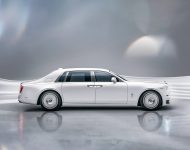 2023 Rolls-Royce Phantom Extended Series II Platino - Side Wallpaper 190x150