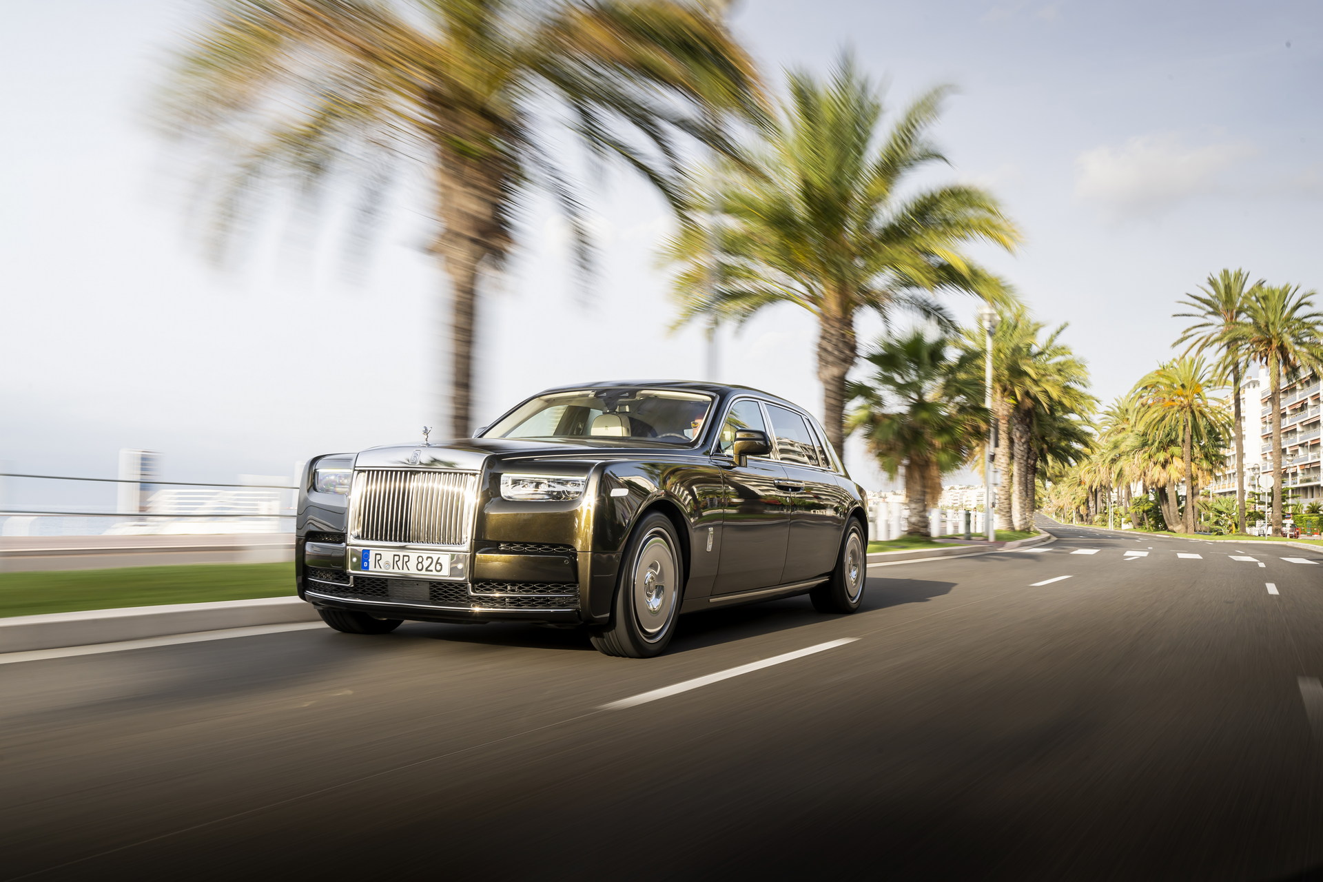 Download 2023 Rolls-Royce Phantom Series II - Front Three-Quarter HD Wallpaper 1920x1280 #3