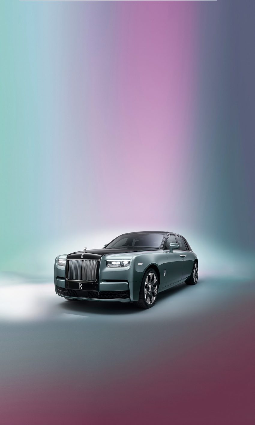 2023 Rolls-Royce Phantom Series II - Front Three-Quarter Phone Wallpaper 850x1417 #17