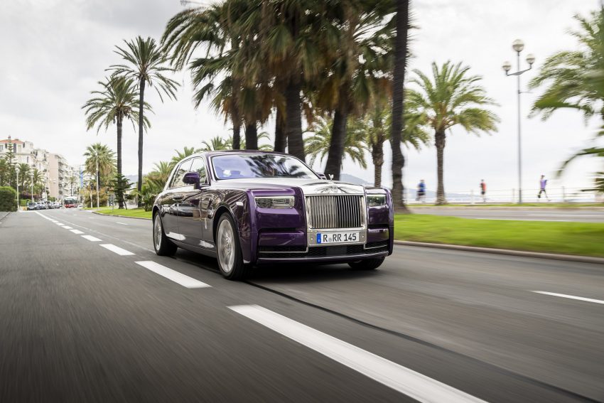 2023 Rolls-Royce Phantom Series II - Front Three-Quarter Wallpaper 850x567 #4