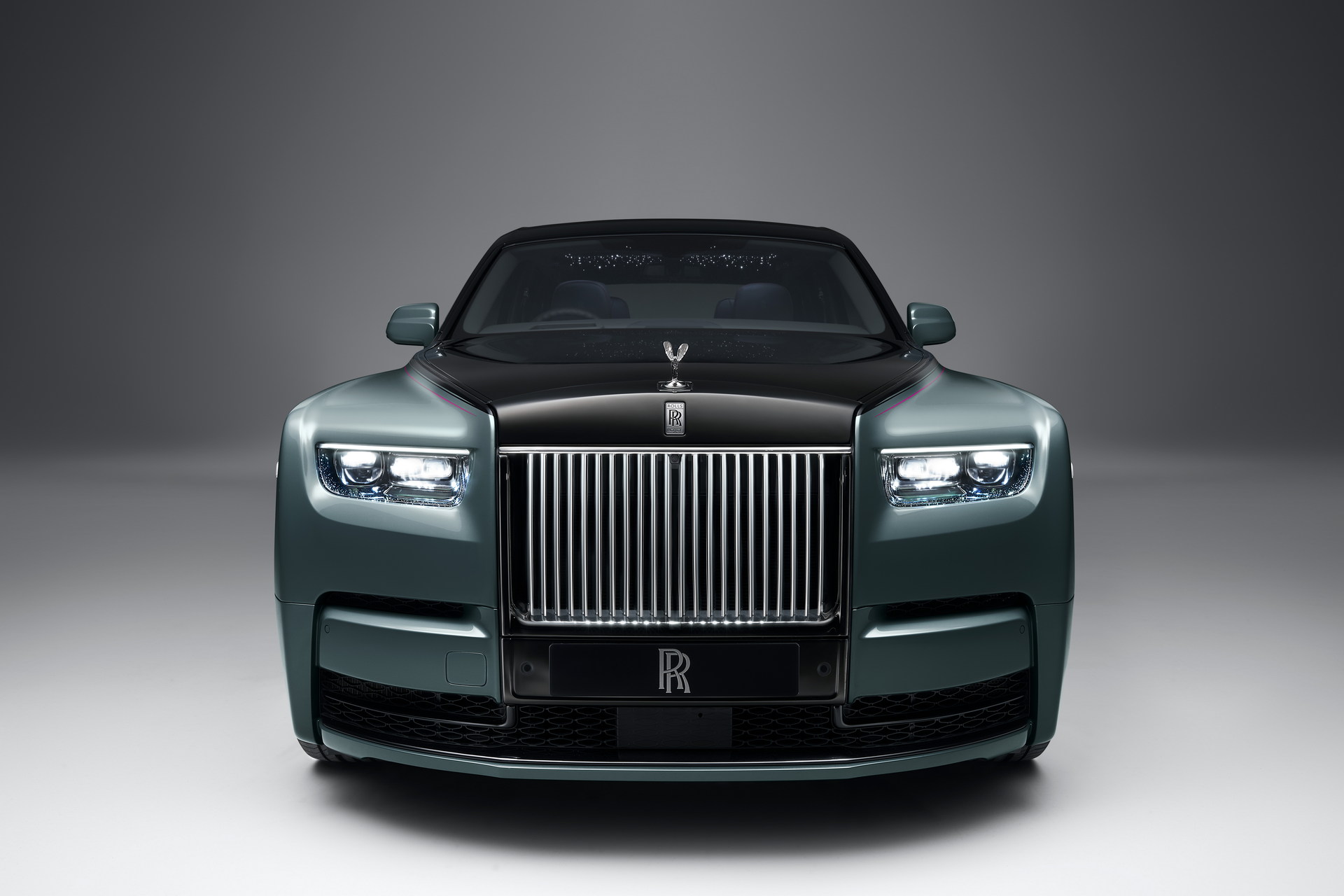 Download 2023 Rolls-Royce Phantom Series II - Front HD Wallpaper 1920x1280 #19