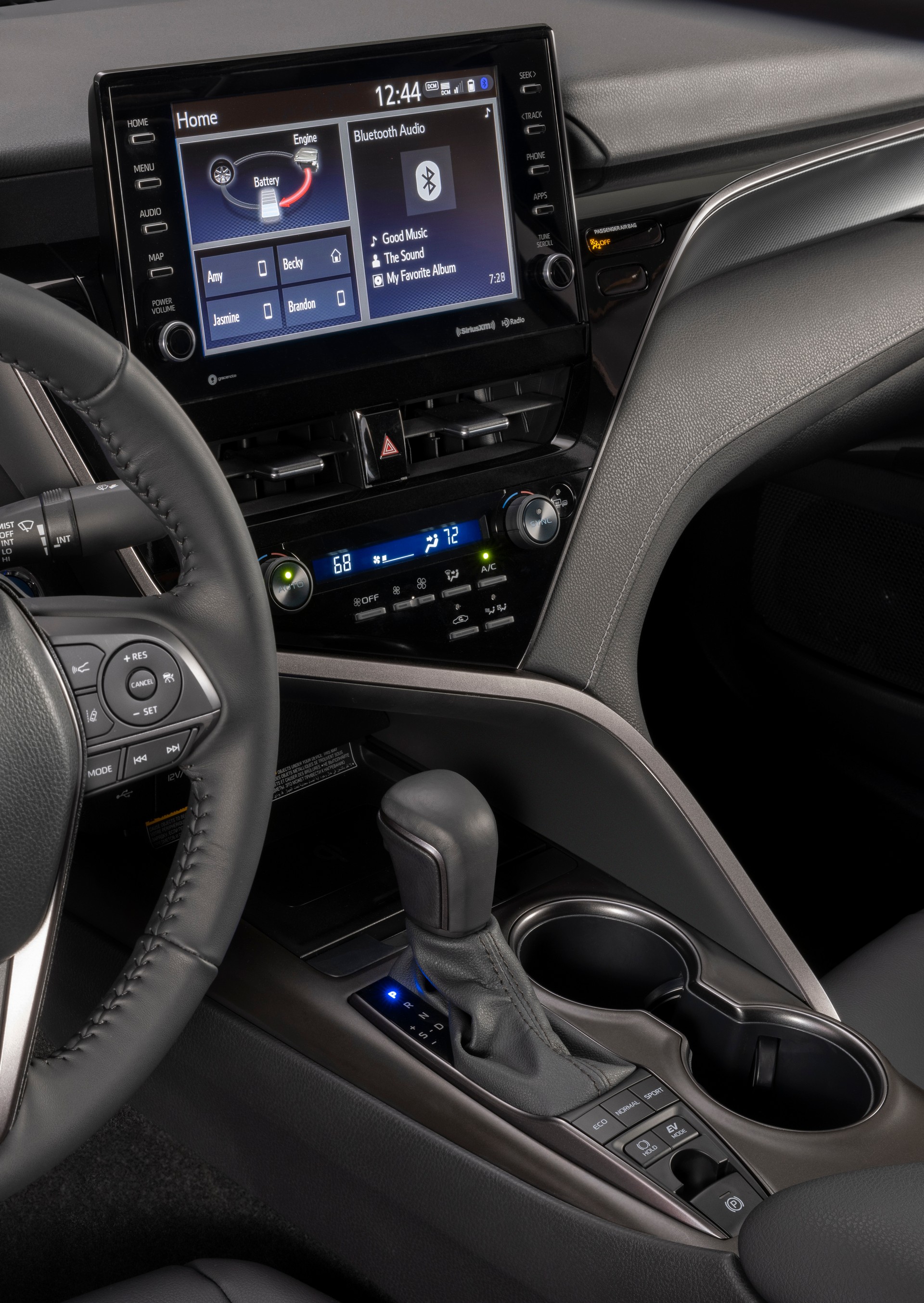 Download 2023 Toyota Camry Nightshade Edition - Central Console HD Phone Wallpaper 1920x2707 #13