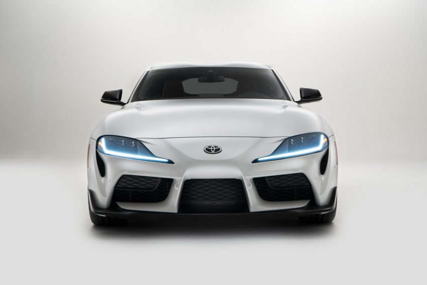 2023 Toyota GR Supra MT - Front Wallpaper 850x567 #11