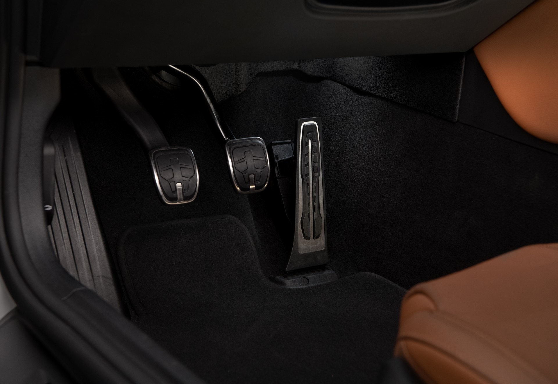 Download 2023 Toyota GR Supra MT - Pedals HD Wallpaper 1920x1322 #17