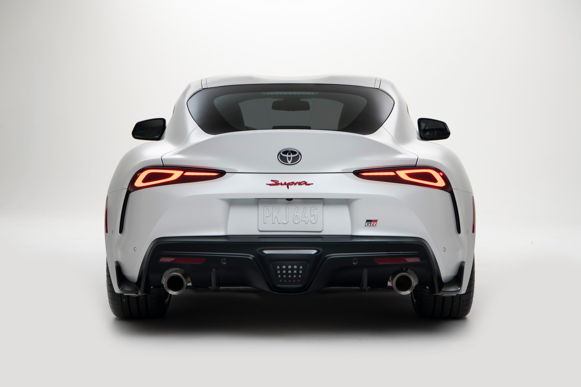 Download 2023 Toyota GR Supra MT - Rear HD Wallpaper 1921x1281 #13