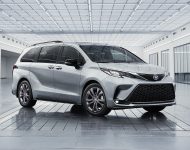 Download 2023 Toyota Sienna 25th Anniversary Edition HD Wallpapers