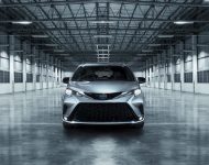 2023 Toyota Sienna 25th Anniversary Edition - Front Wallpaper 190x150