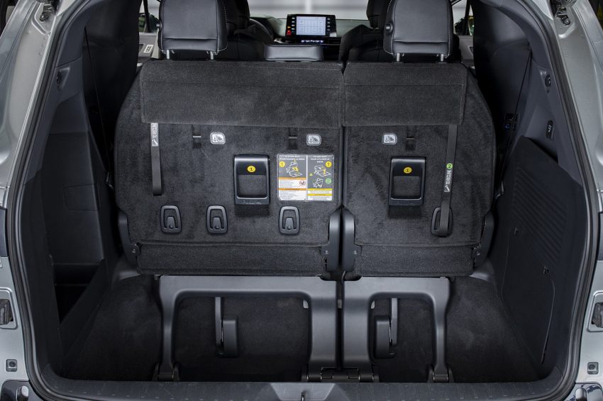 2023 Toyota Sienna 25th Anniversary Edition - Trunk Wallpaper 850x566 #23