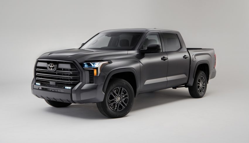 2023 Toyota Tundra SX Package - Front Three-Quarter Wallpaper 850x490 #1