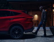 2023 Toyota Venza Nightshade Edition - Detail Wallpaper 190x150