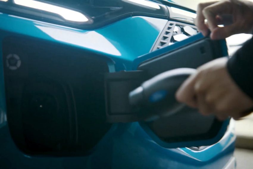 2024 Ford E-Transit Custom - Charging Connector Wallpaper 850x567 #33