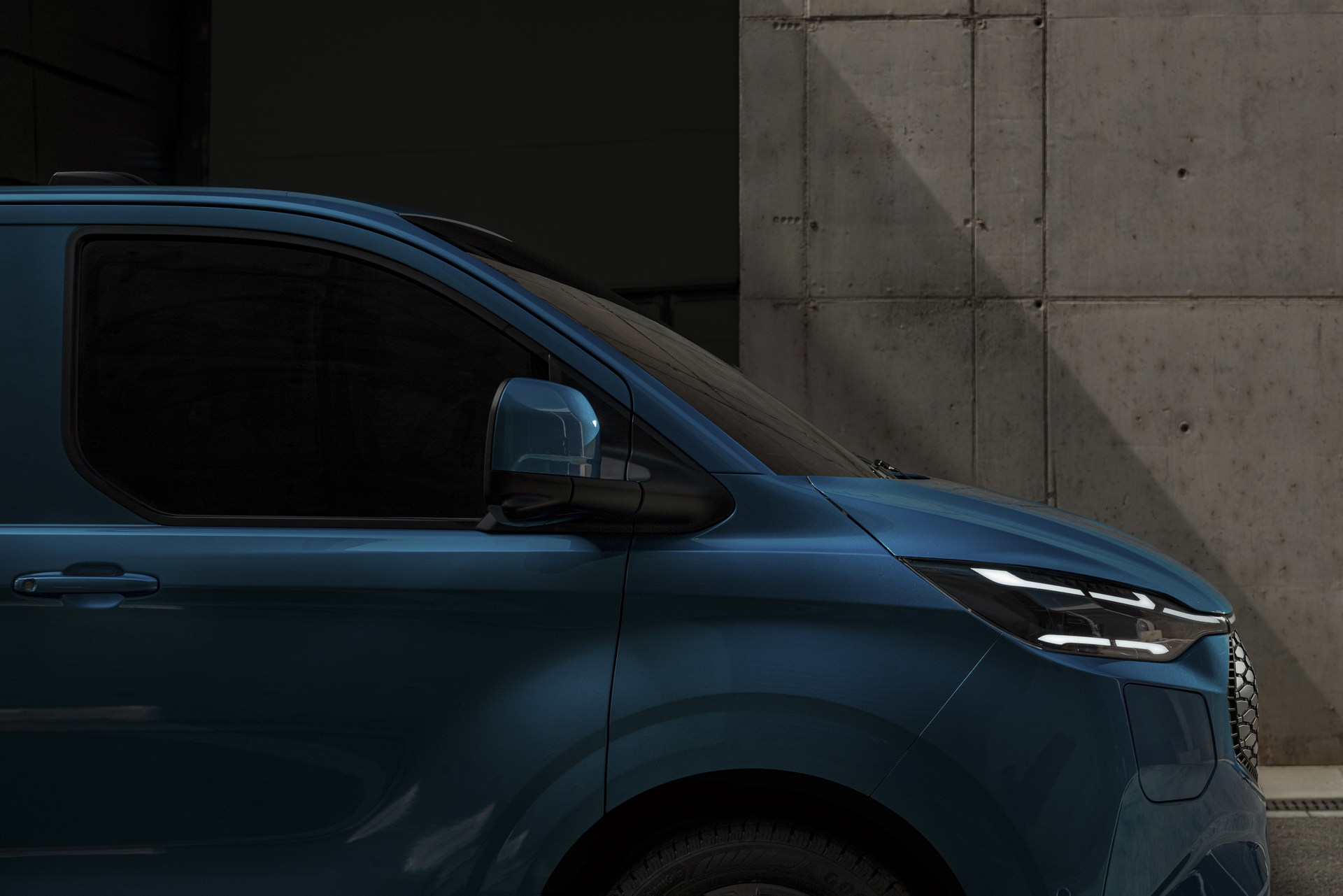 Download 2024 Ford E-Transit Custom - Detail HD Wallpaper 1920x1281 #25