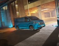2024 Ford E-Transit Custom - Front Three-Quarter Wallpaper 190x150
