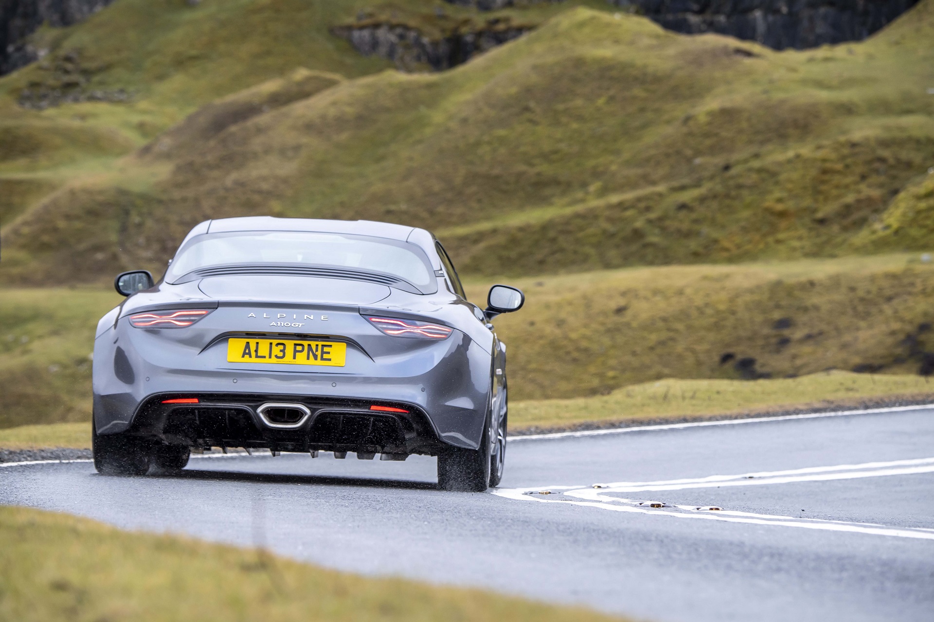 Download 2022 Alpine A110 GT - UK version - Rear HD Wallpaper 1920x1280 #8