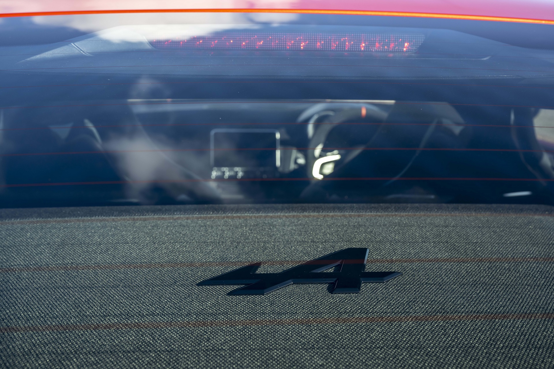 Download 2022 Alpine A110 S - UK version - Detail HD Wallpaper 1921x1280 #51